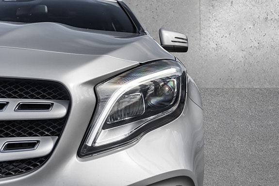 Mercedes-Benz GLA220 d 3 of 30