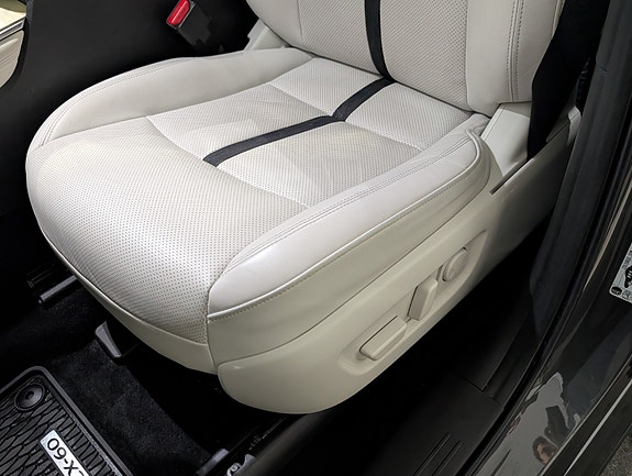 Mazda CX-60 20 of 28