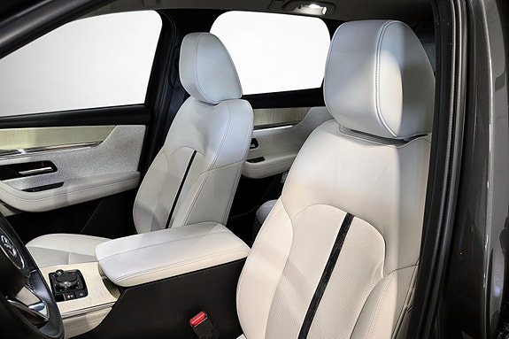 Mazda CX-60 19 of 28