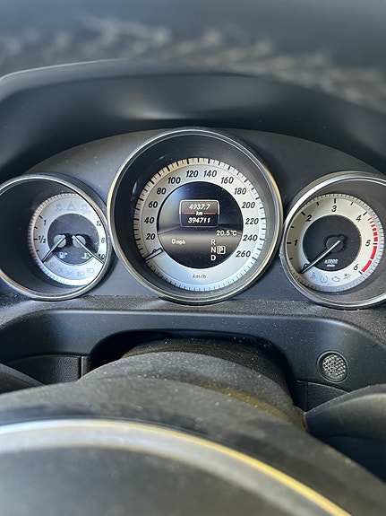 Mercedes-Benz E220 d 5 of 12