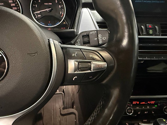 BMW 225xe 18 of 30