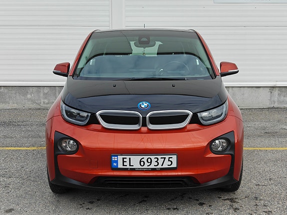 BMW i3 2 of 27