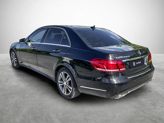 Mercedes-Benz E250 d 3 of 21