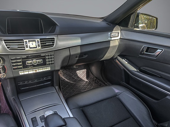 Mercedes-Benz E250 d 13 of 21