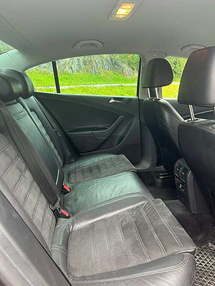 Volkswagen Passat 6 of 8