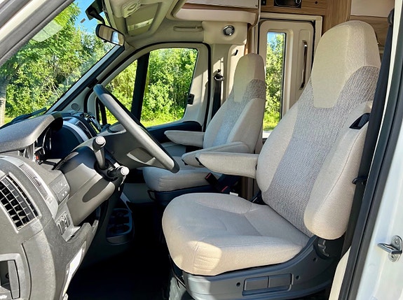 Hymer Ext 588 13 of 19