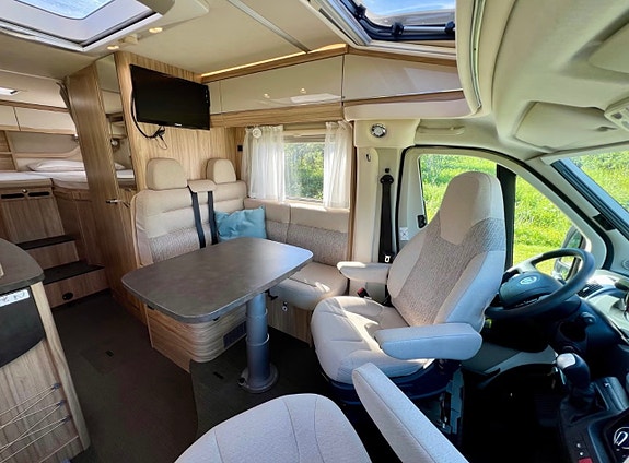 Hymer Ext 588 18 of 19