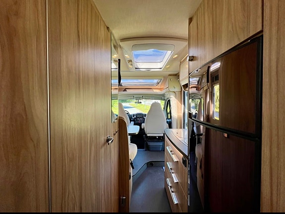 Hymer Ext 588 17 of 19