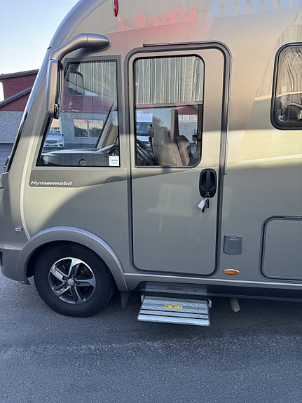 Hymer B 678 DL 8 of 30