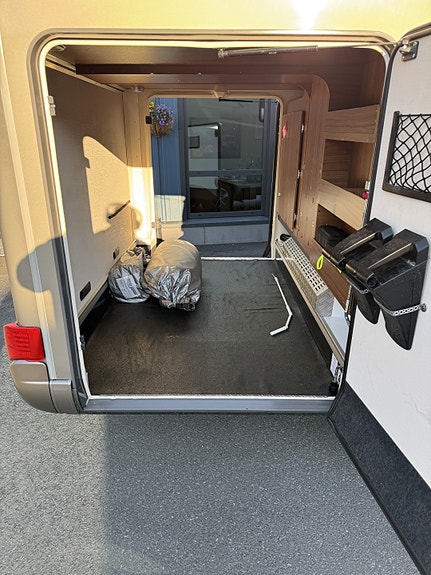 Hymer B 678 DL 6 of 30