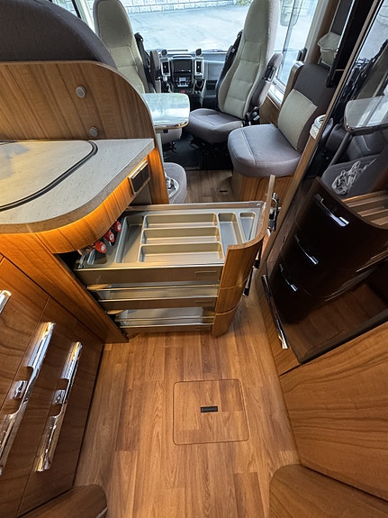 Hymer B 678 DL 23 of 30