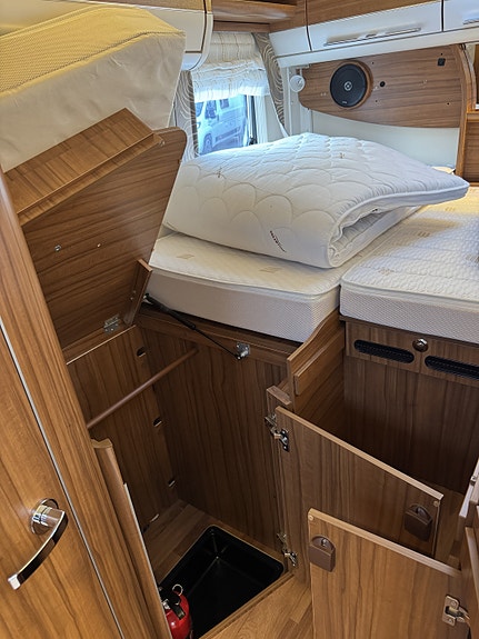 Hymer B 678 DL 30 of 30