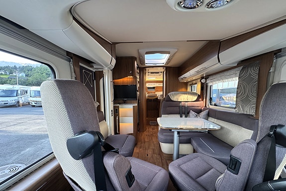Hymer B 678 DL 11 of 30