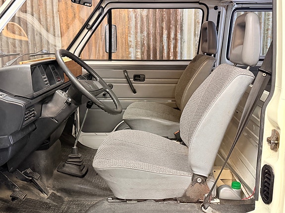 Volkswagen Transporter 16 of 30