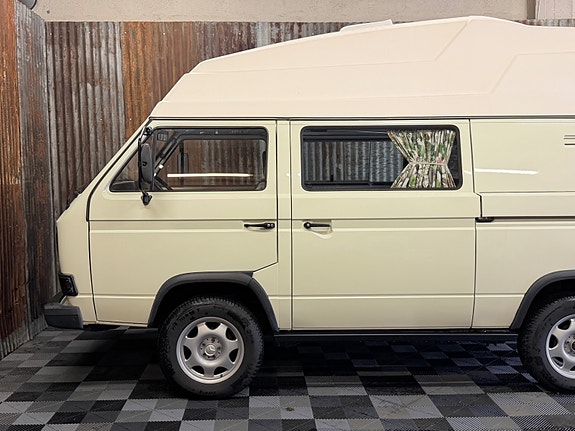 Volkswagen Transporter 11 of 30