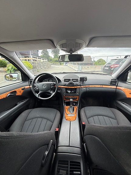 Mercedes-Benz E200 d 10 of 14