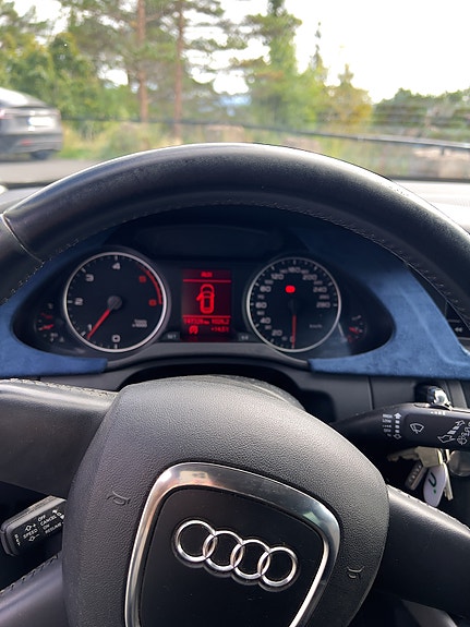 Audi A4 15 of 21