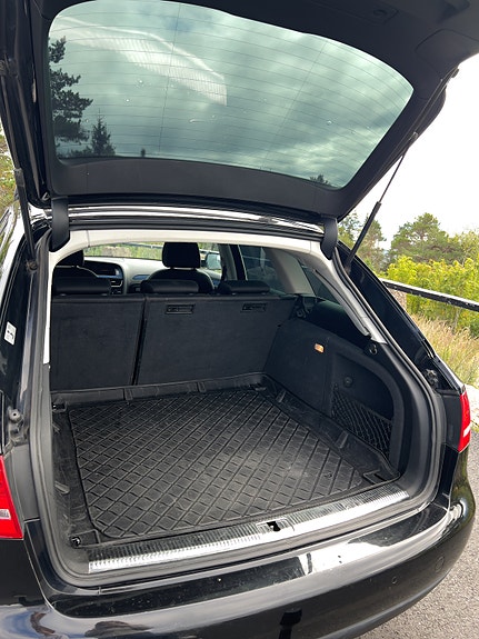 Audi A4 9 of 21
