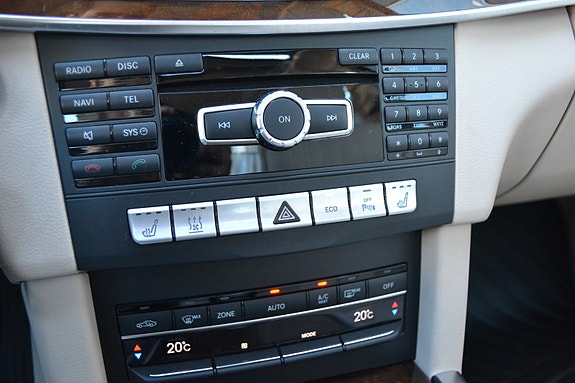 Mercedes-Benz E250 d 25 of 27