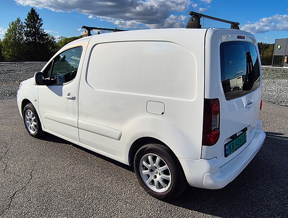 Peugeot Partner 2 of 13
