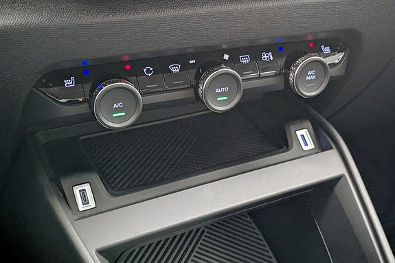Citroen E-C4 18 of 30