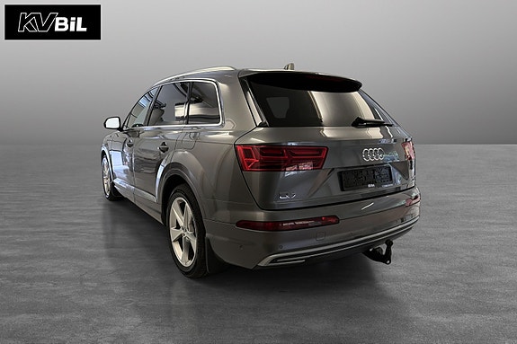 Audi Q7 5 of 30