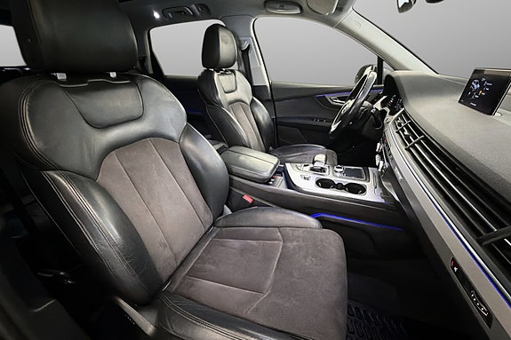 Audi Q7 13 of 30
