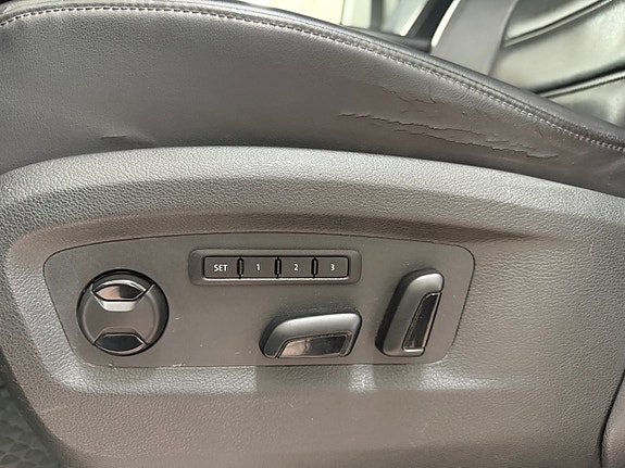Volkswagen Multivan 20 of 30