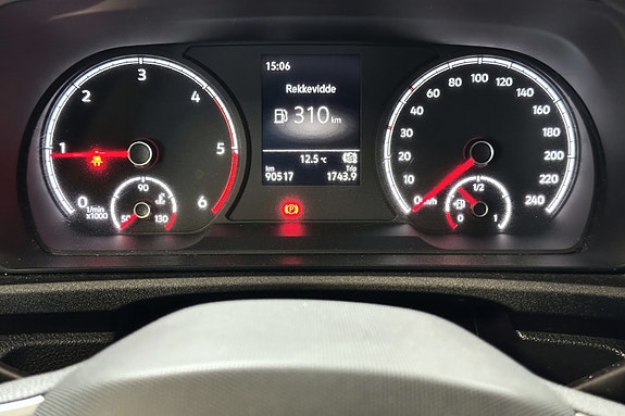 Volkswagen Caddy 22 of 30