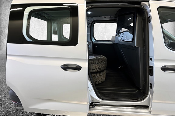 Volkswagen Caddy 14 of 30
