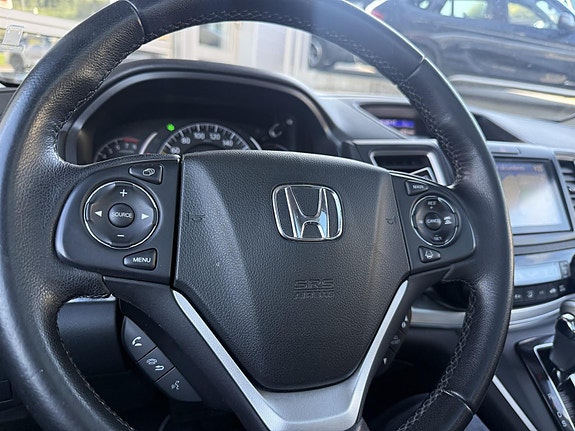 Honda CR-V 19 of 29
