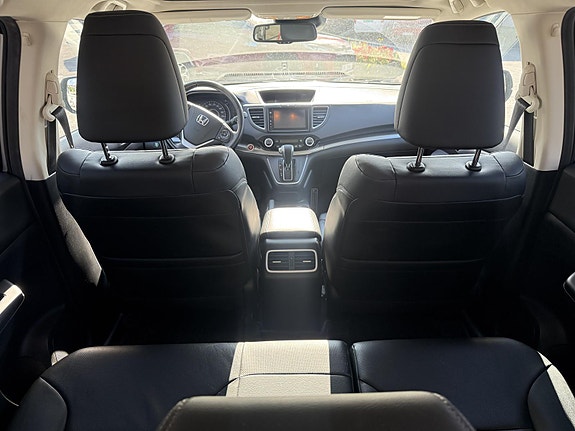 Honda CR-V 11 of 29
