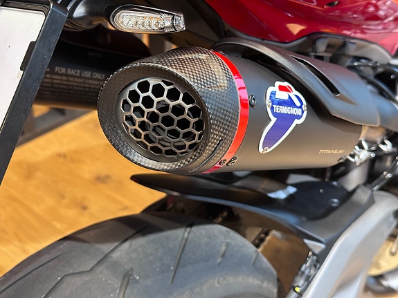 Ducati Streetfighter V2 S - Mye utstyr! 8 of 17