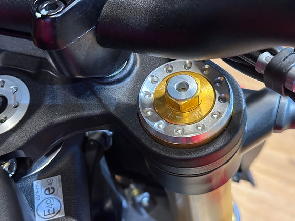 Ducati Streetfighter V2 S - Mye utstyr! 14 of 17