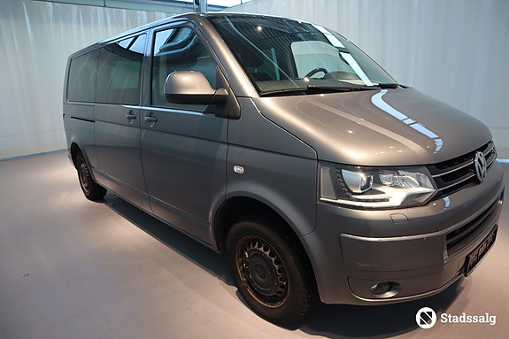 Volkswagen Caravelle 3 of 10
