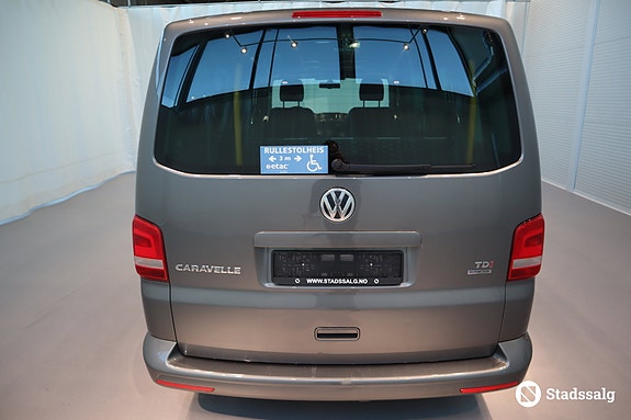 Volkswagen Caravelle 6 of 10