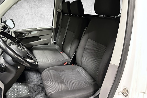 Volkswagen Transporter 14 of 30