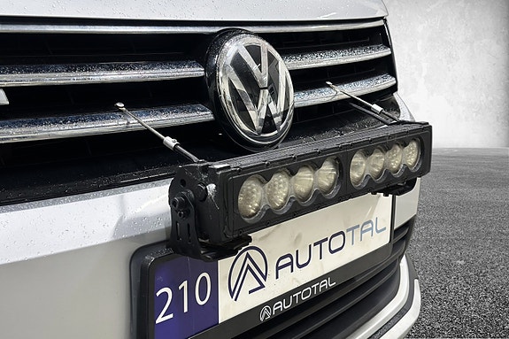 Volkswagen Caddy Alltrack 2 of 30