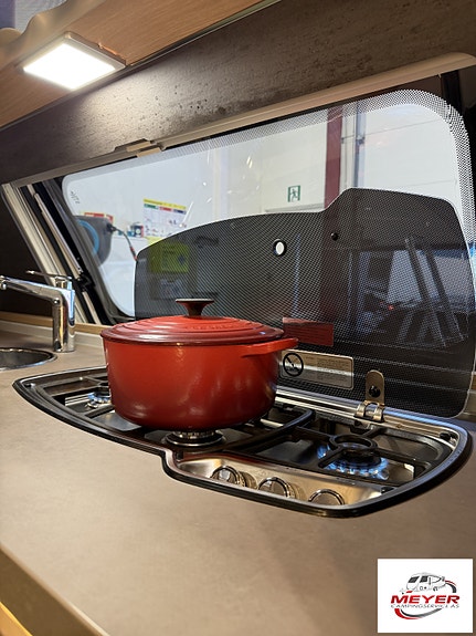 Knaus 650 Balck Edition Selection- Ac -Alde 3020 HE -Solcelle +++ HØSTPRIS! 28 of 30