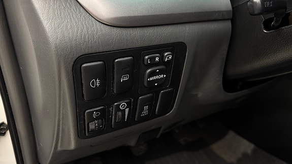 Toyota Land Cruiser 16 of 19