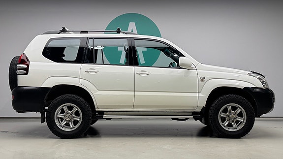 Toyota Land Cruiser 3 of 19