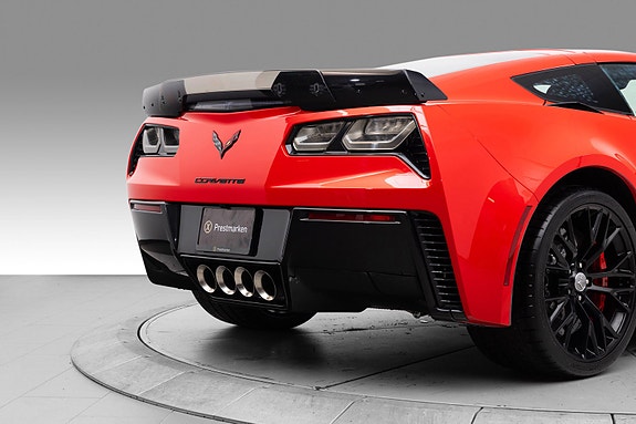 Chevrolet Corvette 27 of 30