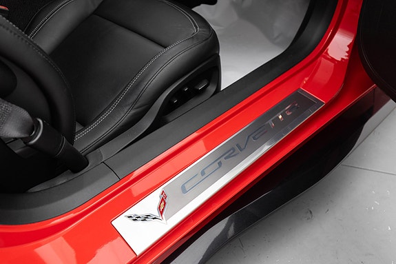 Chevrolet Corvette 23 of 30