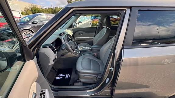 Kia Soul 8 of 28