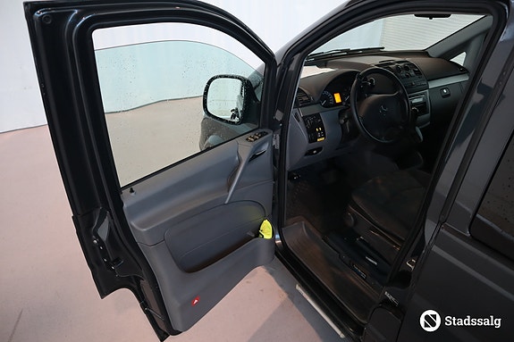 Mercedes-Benz Vito 111 9 of 10