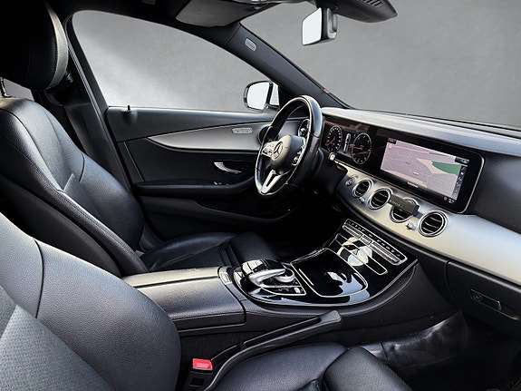 Mercedes-Benz E220 d 16 of 30