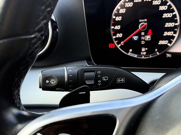 Mercedes-Benz E220 d 22 of 30