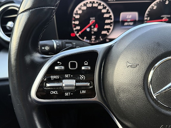 Mercedes-Benz E220 d 20 of 30