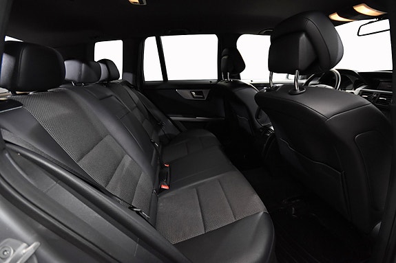 Mercedes-Benz GLK220 14 of 24