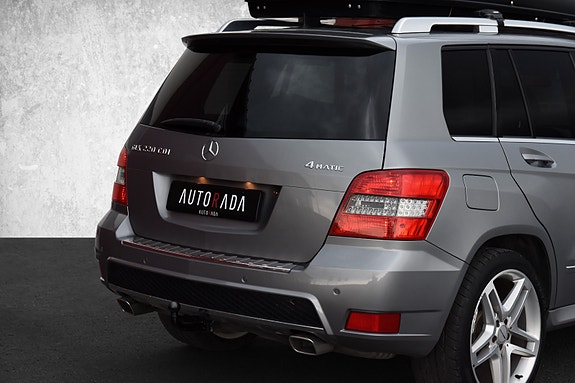 Mercedes-Benz GLK220 4 of 24